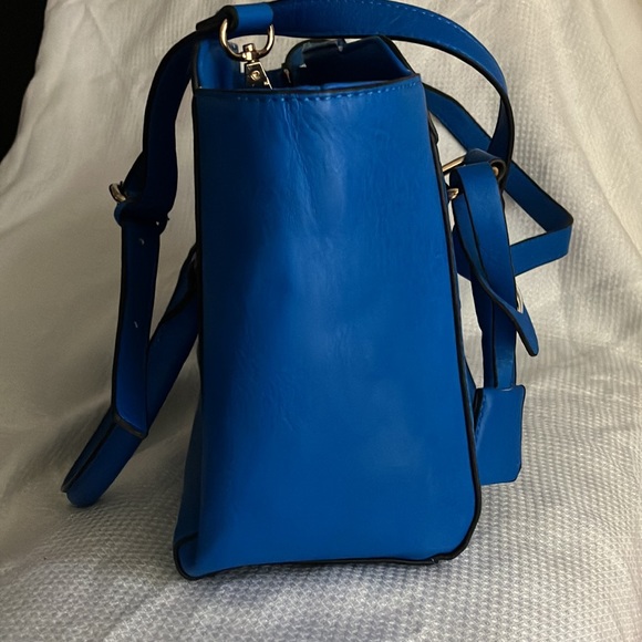 Blue satchel purse with detachable cross body strap - Picture 5 of 16